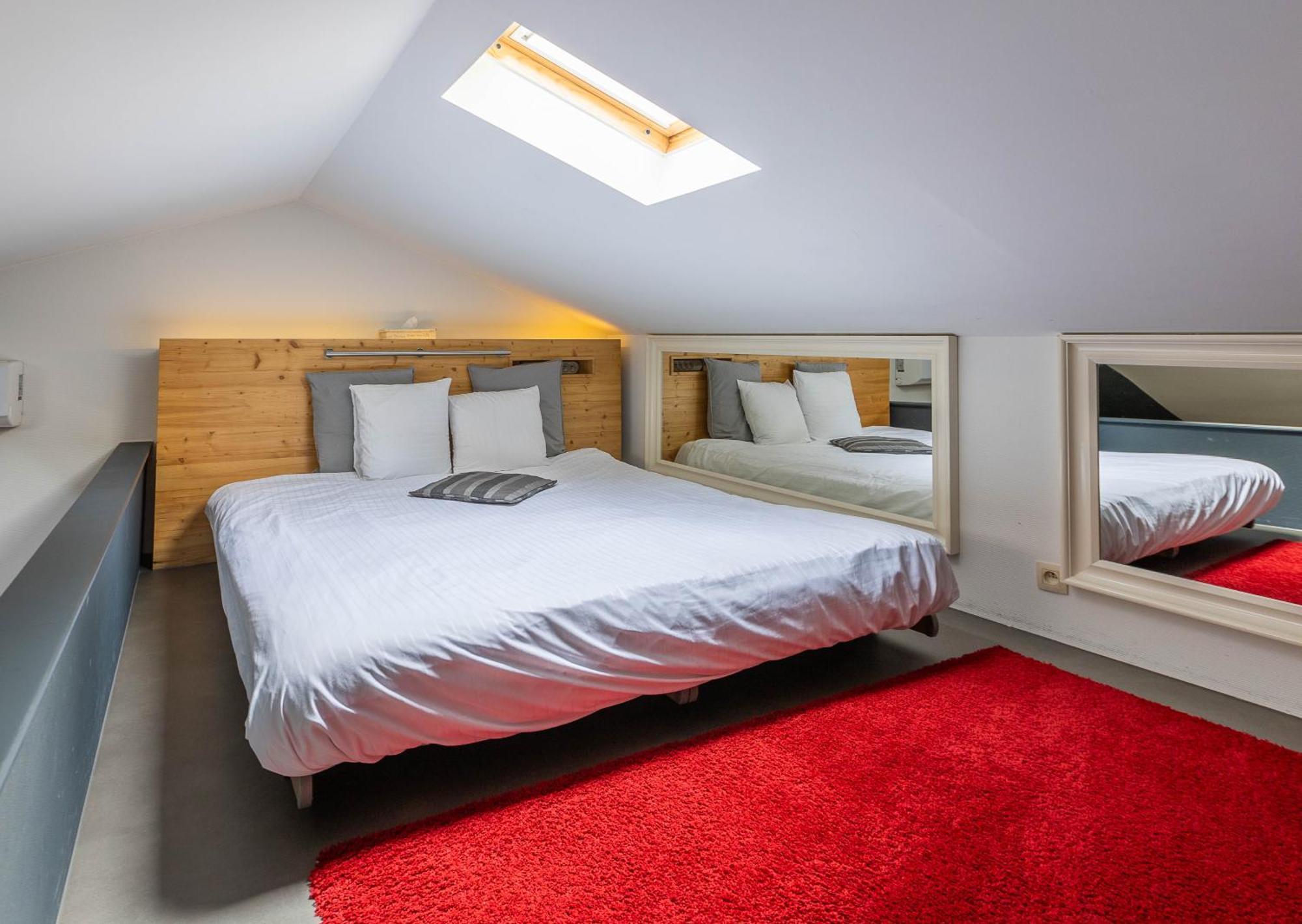 Le Lov'T - Suite Avec Jacuzzi Spontin Exteriör bild