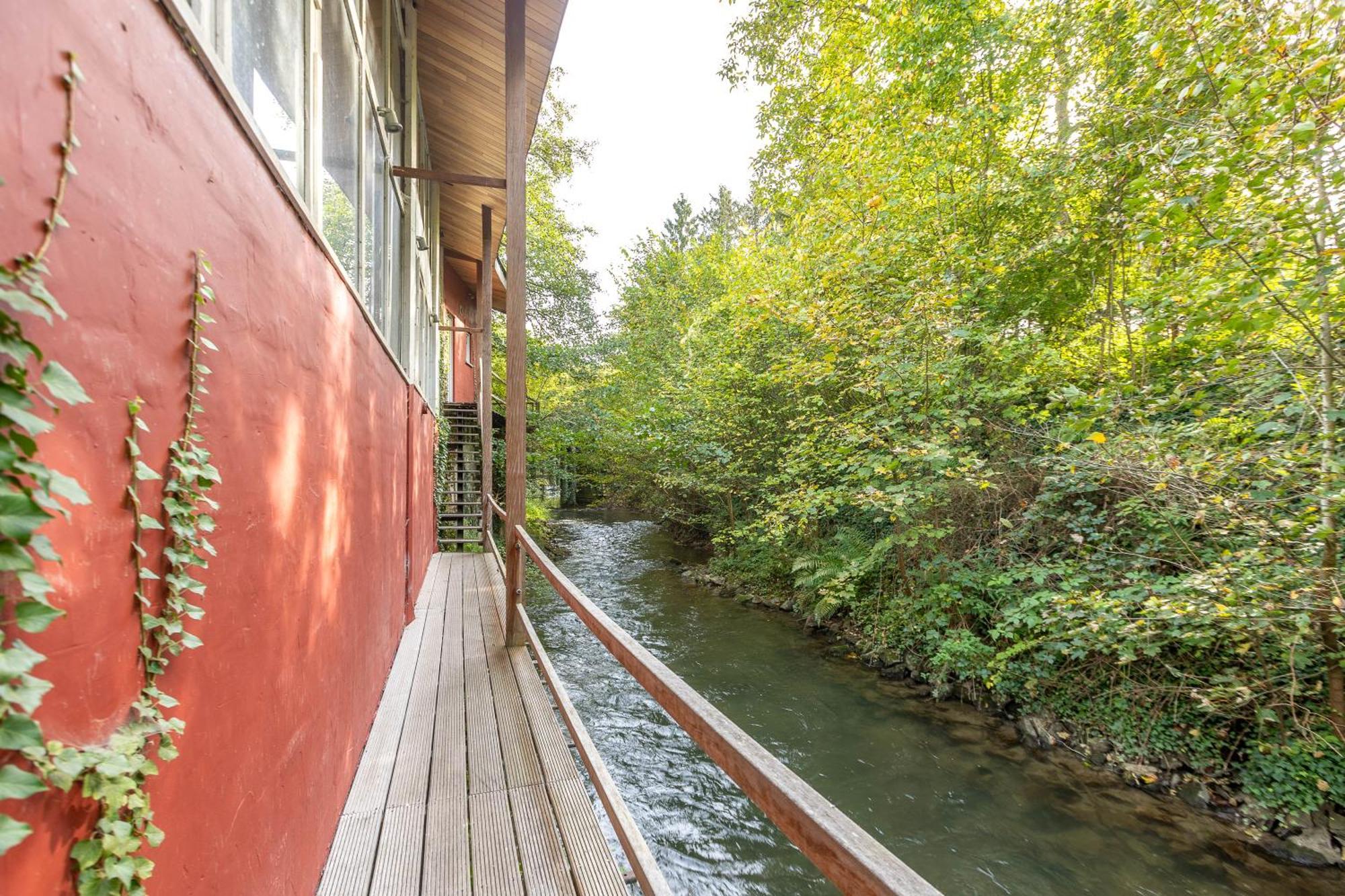 Le Lov'T - Suite Avec Jacuzzi Spontin Exteriör bild